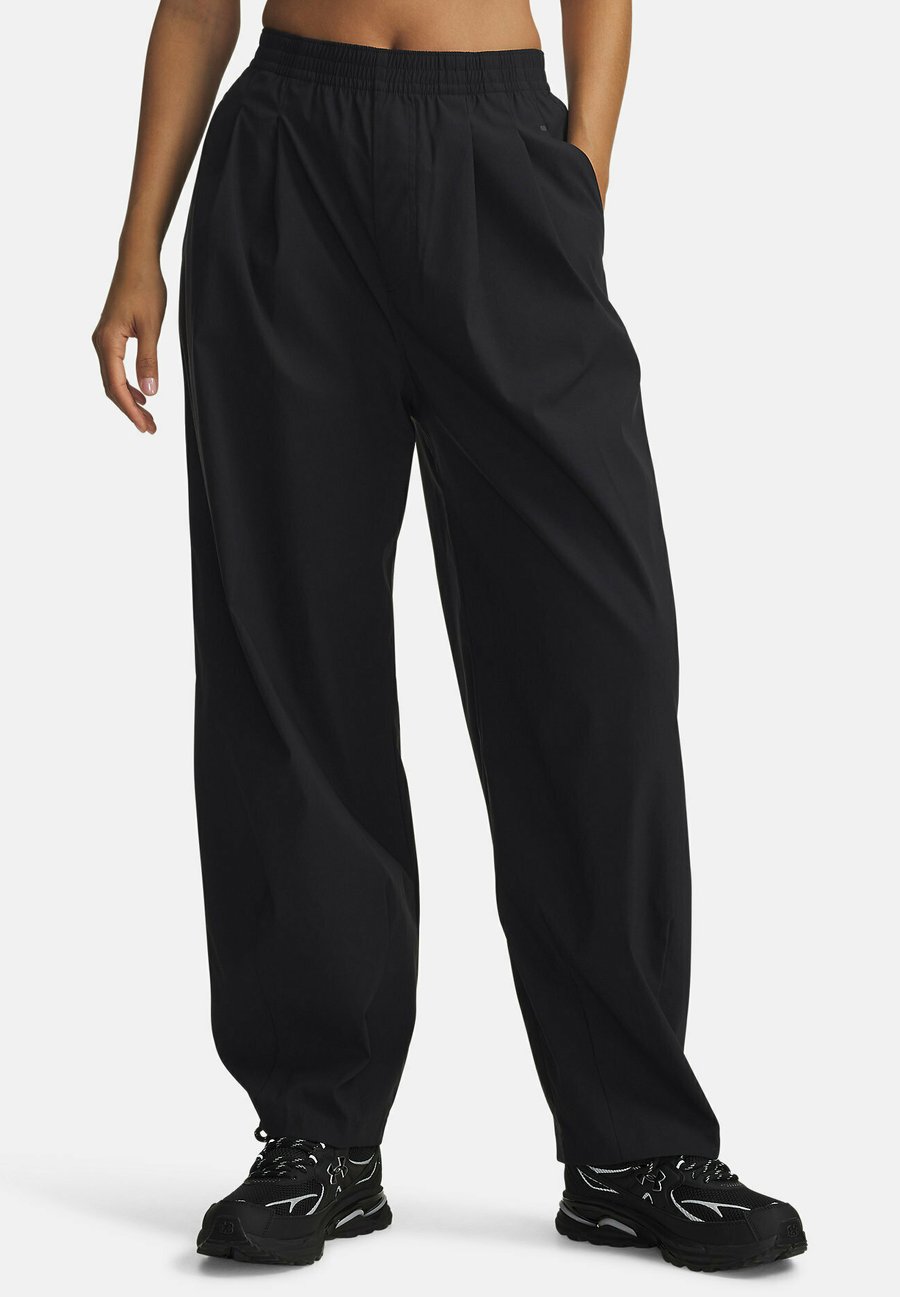 Брюки Under Armour Unstoppable Woven, Black
Брюки Under Armour Unstoppable Woven, Black