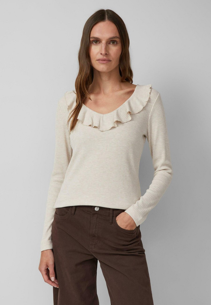 Джемпер s.Oliver Jumper, Beige
Джемпер s.Oliver Jumper, Beige