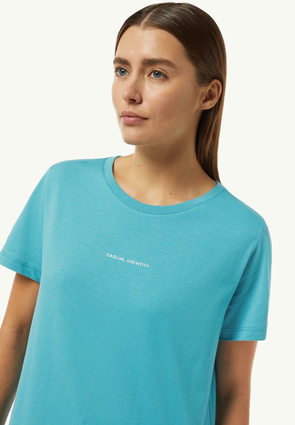 Базовая футболка comma casual identity, бирюзовый
Базовая футболка comma casual identity, бирюзовый