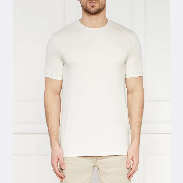 Футболка стандартного кроя Guess, бежевый
Футболка стандартного кроя Guess, бежевый