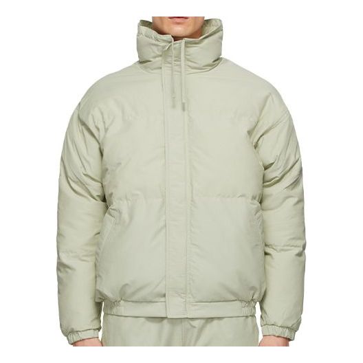 Пуховая куртка Fear of God Essentials FW20 Sage
Пуховая куртка Fear of God Essentials FW20 Sage