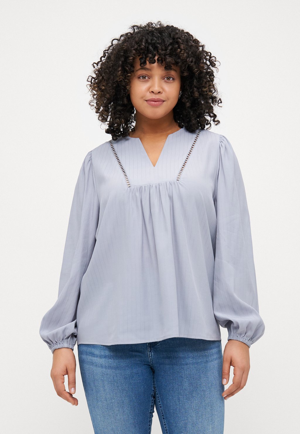 Блуза CARMYRNA ONLY Carmakoma, синий
Блуза CARMYRNA ONLY Carmakoma, синий