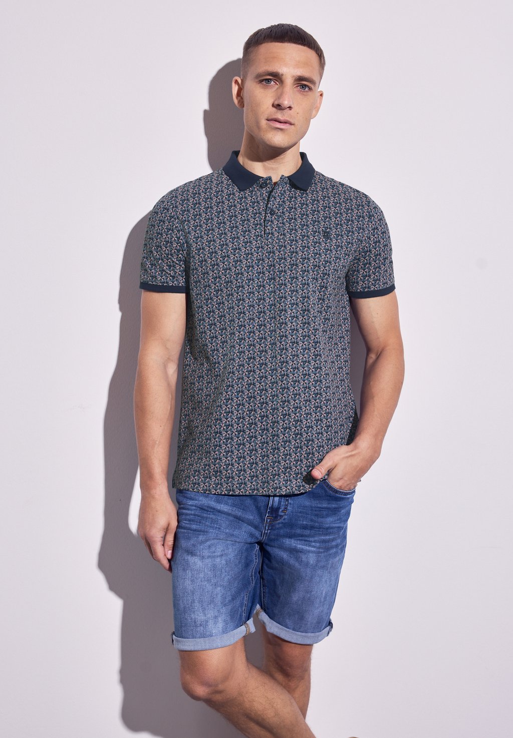 Рубашка поло Street One MEN, светло-розовый
Рубашка поло Street One MEN, светло-розовый