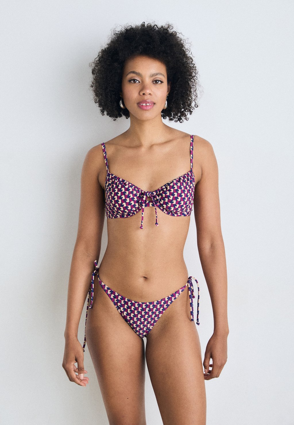 Бикини LASCANA, бордовый
Бикини LASCANA, бордовый