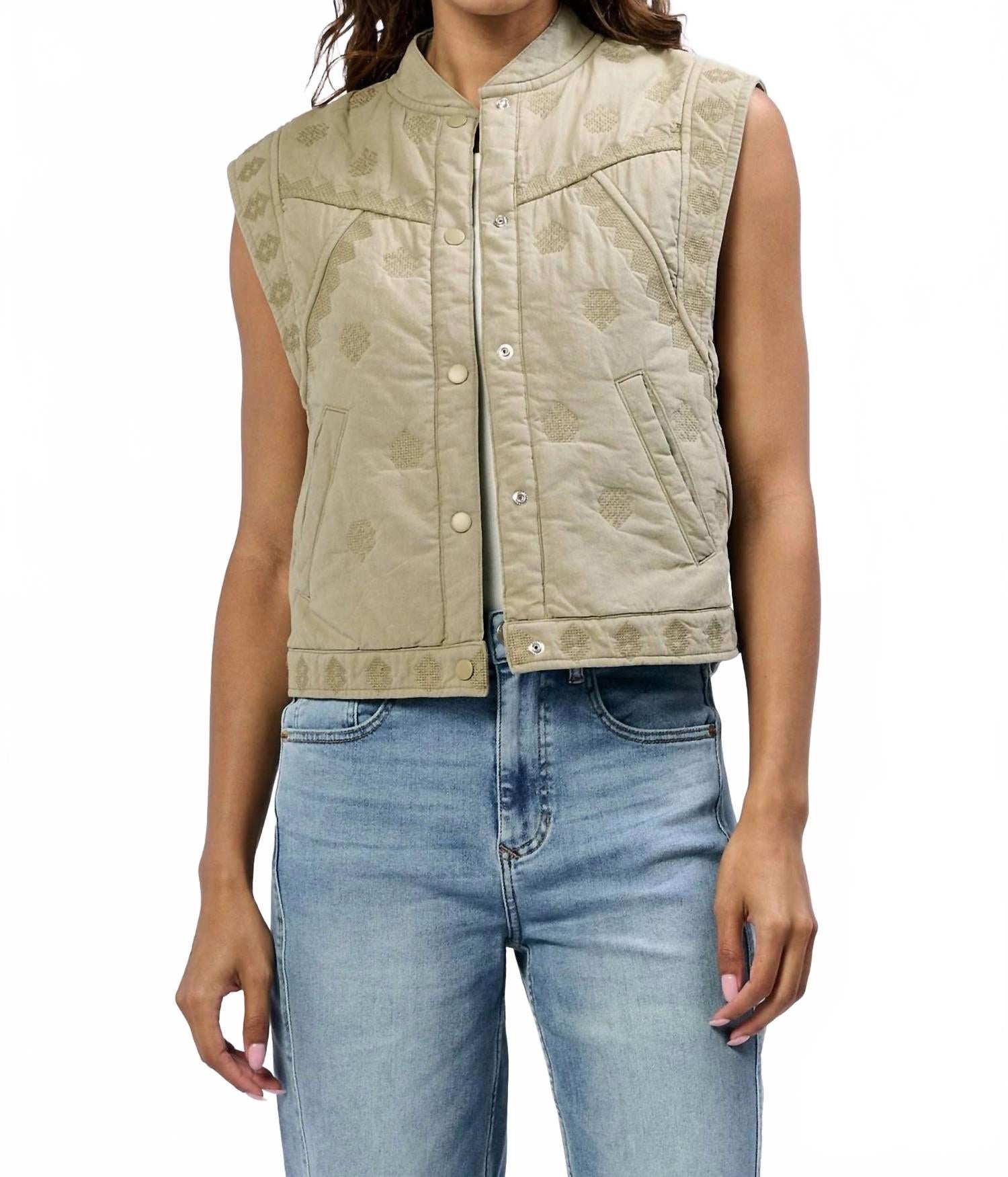 Жилет Mina Branch в оливковом цвете DEAR JOHN DENIM
Жилет Mina Branch в оливковом цвете DEAR JOHN DENIM