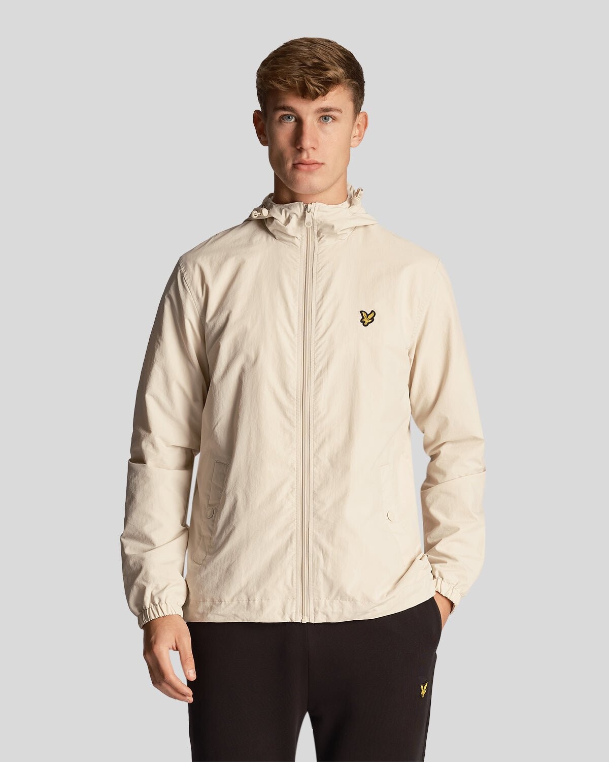 Бежевая куртка с капюшоном и молнией во всю длину Lyle & Scott, коричневый
Бежевая куртка с капюшоном и молнией во всю длину Lyle & Scott, коричневый