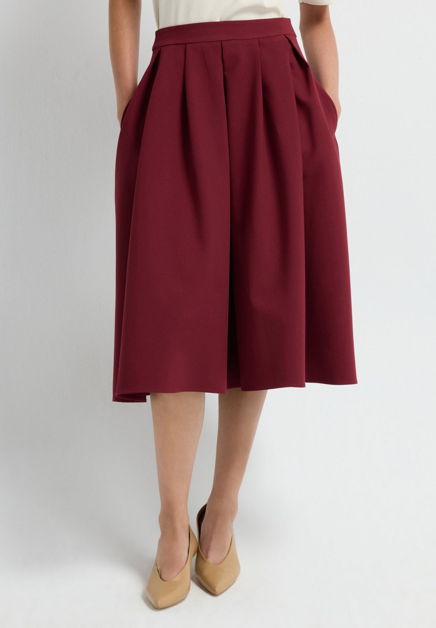 Юбка adL Pleated skirt, Claret Red /Red
Юбка adL Pleated skirt, Claret Red /Red