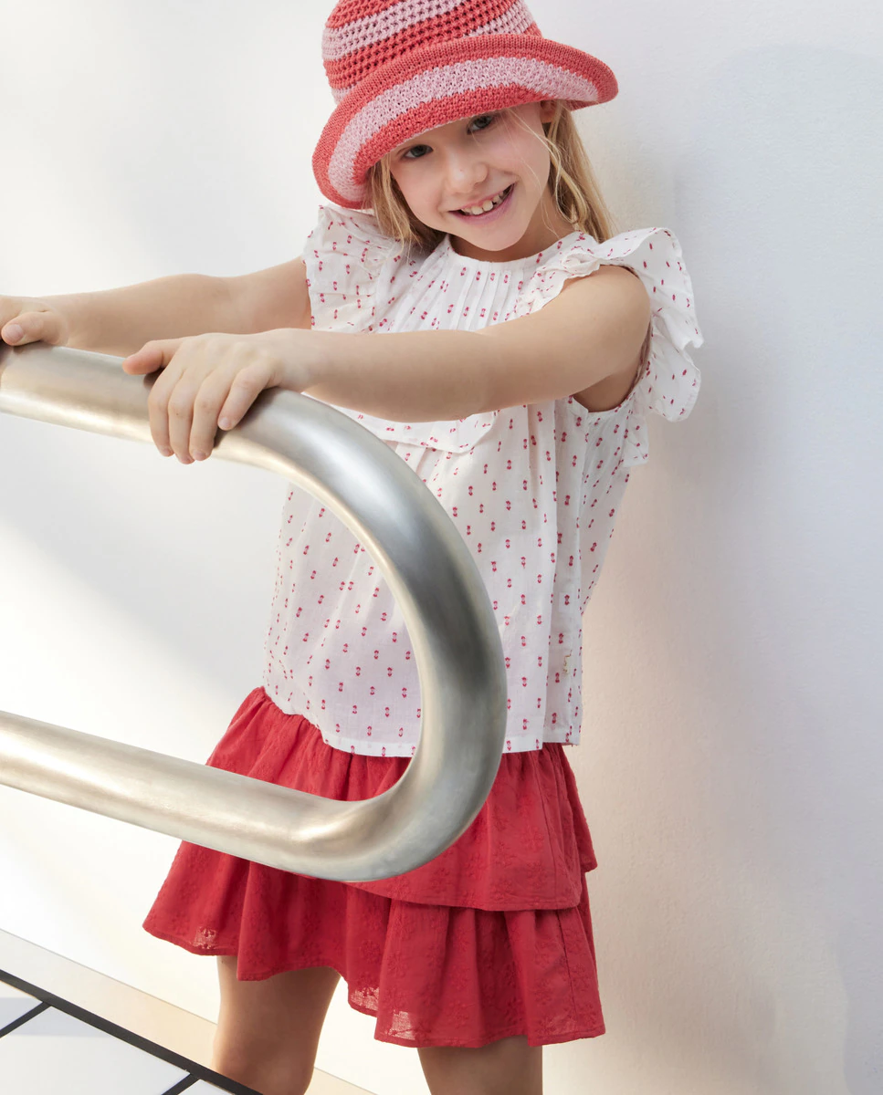 Базовая блузка с короткими рукавами Kids El Corte Inglés, белый
Базовая блузка с короткими рукавами Kids El Corte Inglés, белый