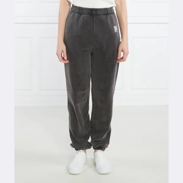 Спортивные брюки свободного кроя njola_1 Hugo, черный
Спортивные брюки свободного кроя njola_1 Hugo, черный