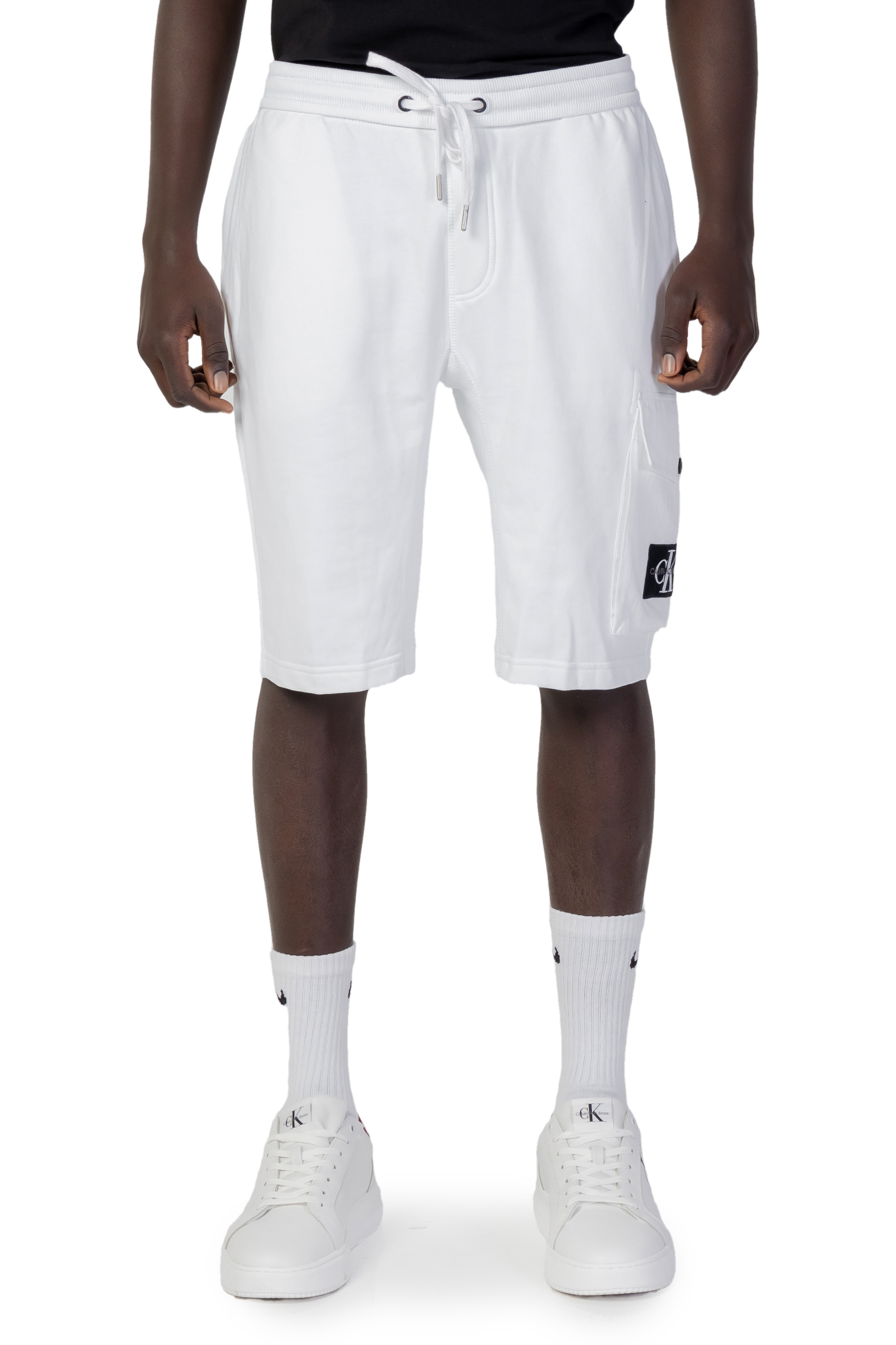 Шорты Calvin Klein Jeans на кулиске, белый
Шорты Calvin Klein Jeans на кулиске, белый