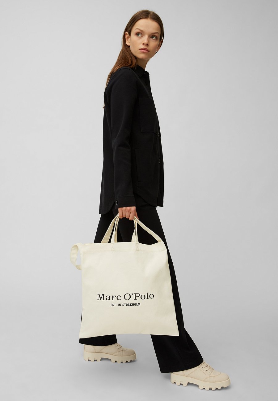 Сумка-шоппер Marc O'Polo SHOPPER, Raw Cream/White
Сумка-шоппер Marc O'Polo SHOPPER, Raw Cream/White