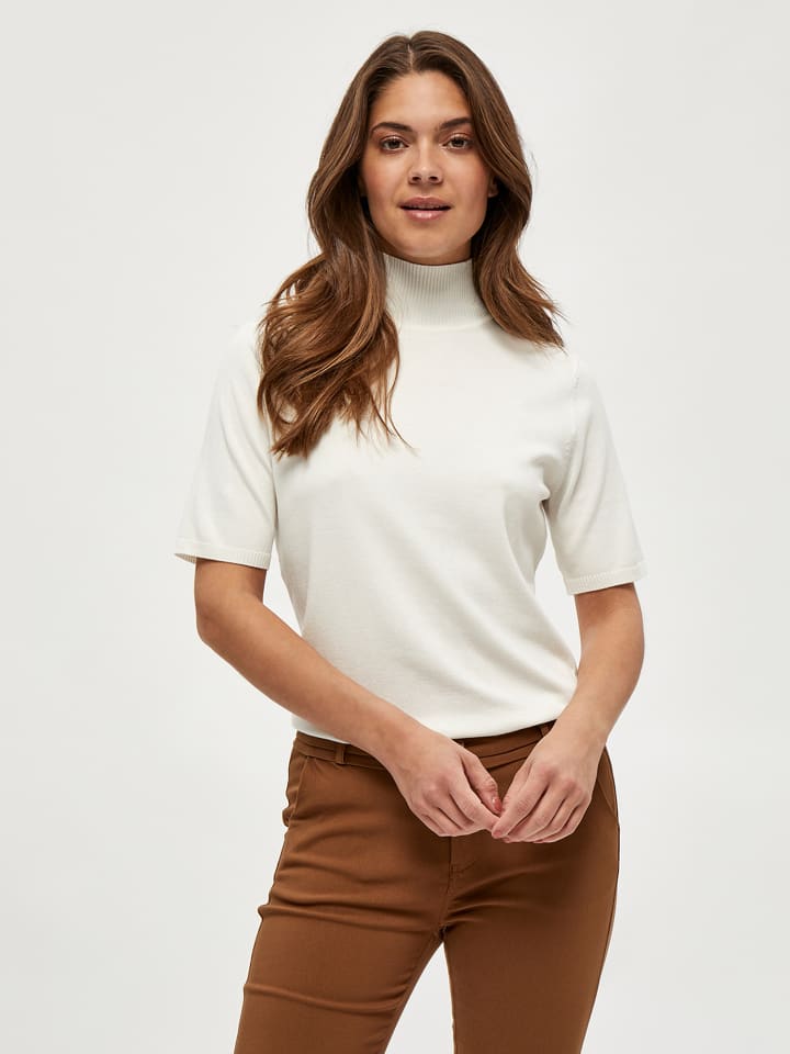 Футболка в ломаном белом цвете minus
Футболка в ломаном белом цвете minus