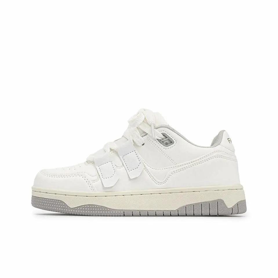 Boldi Kuki Унисекс белые скейтерские кроссовки с защитой от истирания, цвет White
Boldi Kuki Унисекс белые скейтерские кроссовки с защитой от истирания, цвет White