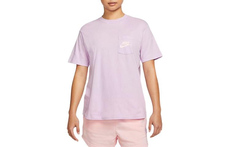Спортивная женская футболка с карманом, фиолетовая Nike
Спортивная женская футболка с карманом, фиолетовая Nike