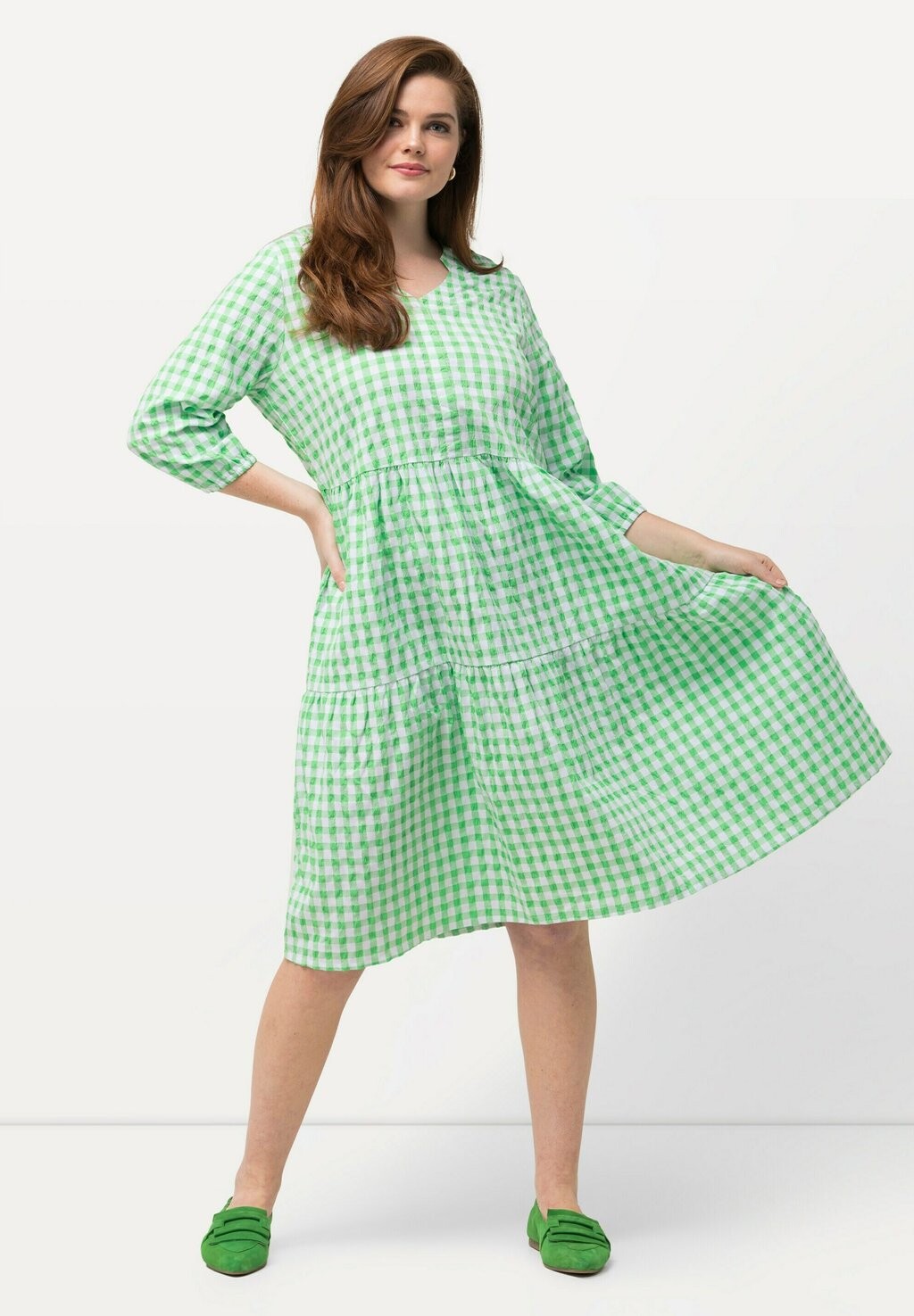 Повседневное платье GINGHAM SEERSUCKER 3/4 SLEEVE Ulla Popken, зеленый
Повседневное платье GINGHAM SEERSUCKER 3/4 SLEEVE Ulla Popken, зеленый