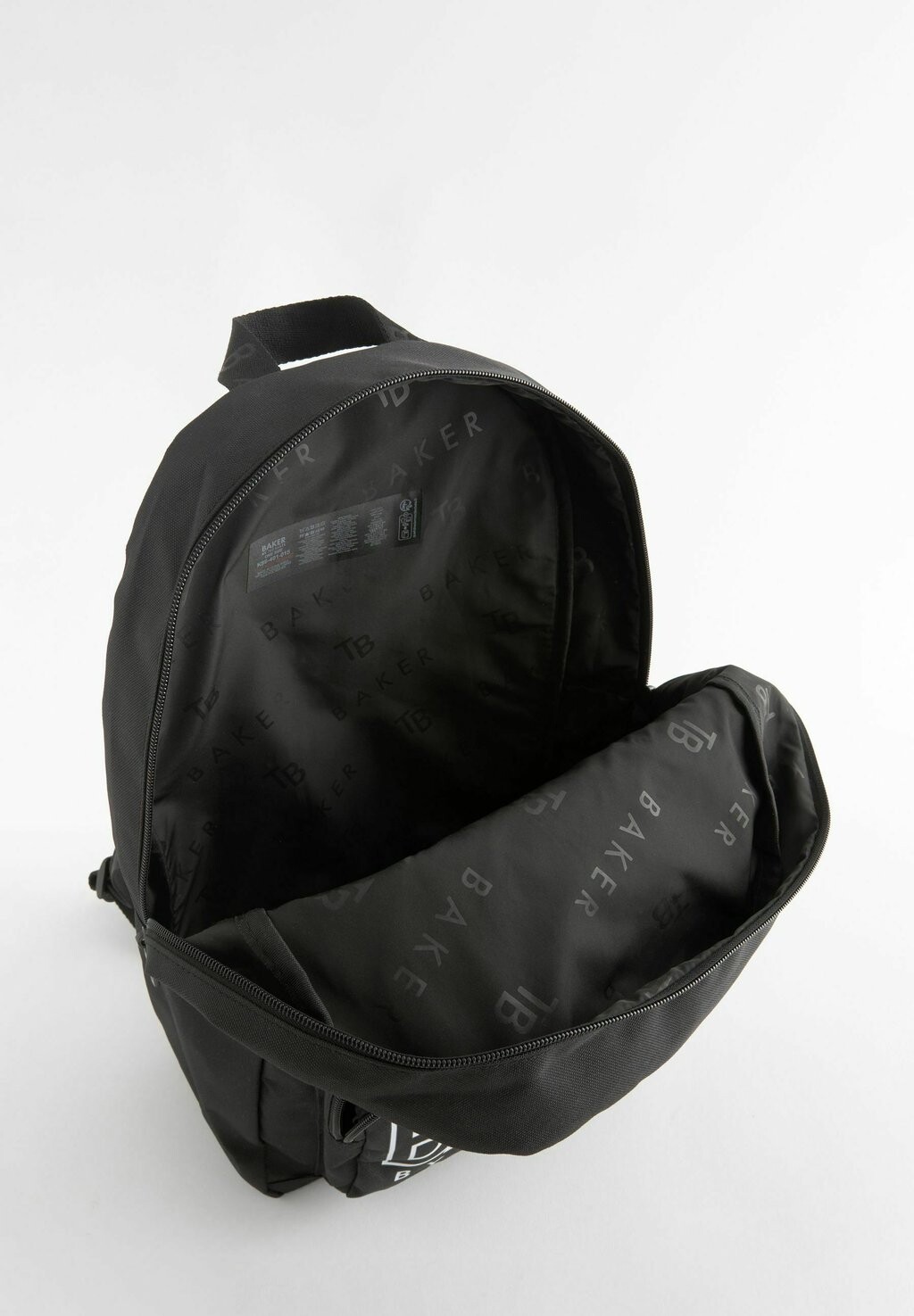 Ранец Baker by Ted Baker, черный
Ранец Baker by Ted Baker, черный