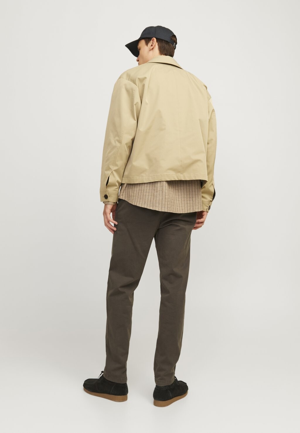 Чино JPSTACE JJHARLOW Jack & Jones, темно-коричневый
Чино JPSTACE JJHARLOW Jack & Jones, темно-коричневый