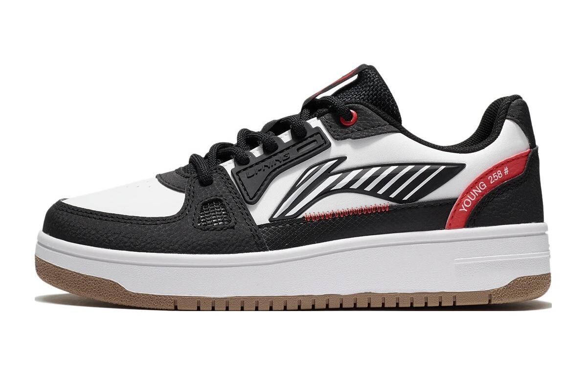 Детские кроссовки для скейтбординга GS Low-top Black/White Lining Young
Детские кроссовки для скейтбординга GS Low-top Black/White Lining Young