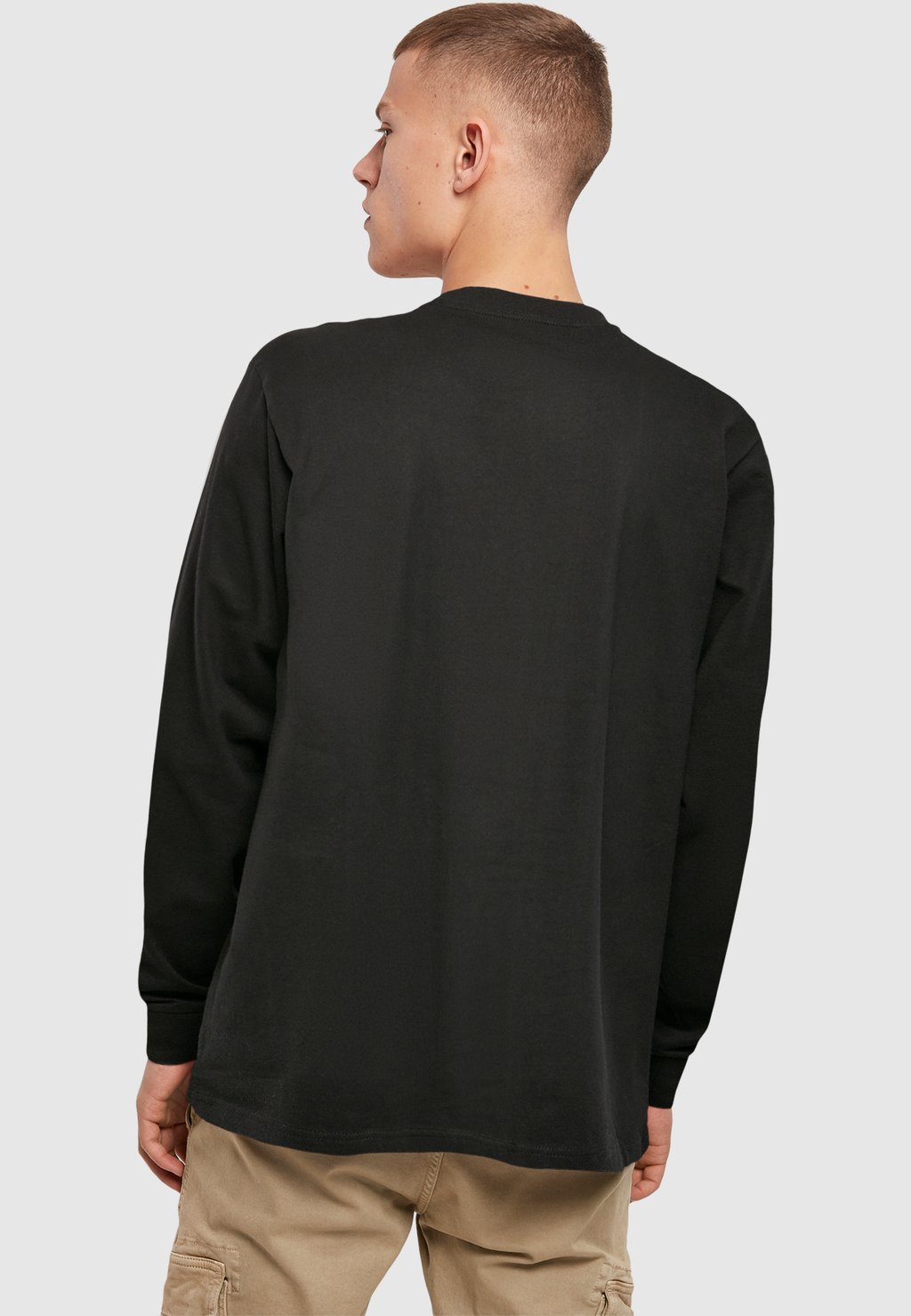 Топ с длинными рукавами CHERRY WITH CUFFRIB Merchcode, черный
Топ с длинными рукавами CHERRY WITH CUFFRIB Merchcode, черный