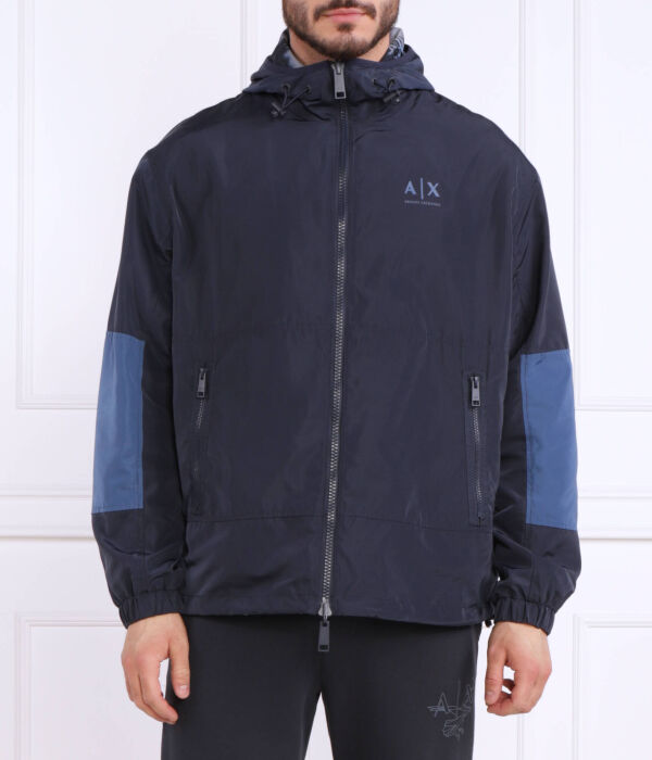 Куртка мужская Armani Exchange двусторонняя с капюшоном, синий
Куртка мужская Armani Exchange двусторонняя с капюшоном, синий