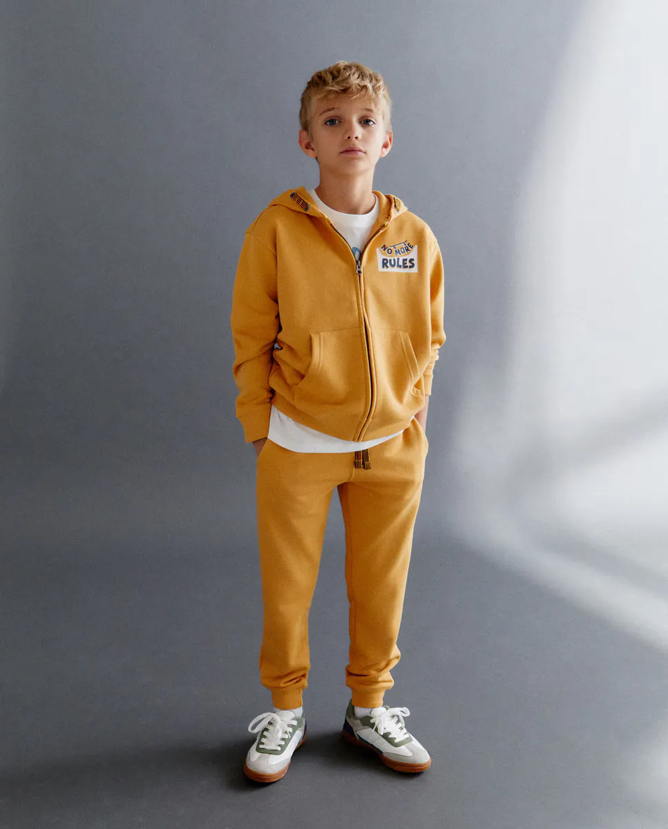 Флисовые брюки для мальчиков Kids El Corte Inglés, желтый
Флисовые брюки для мальчиков Kids El Corte Inglés, желтый