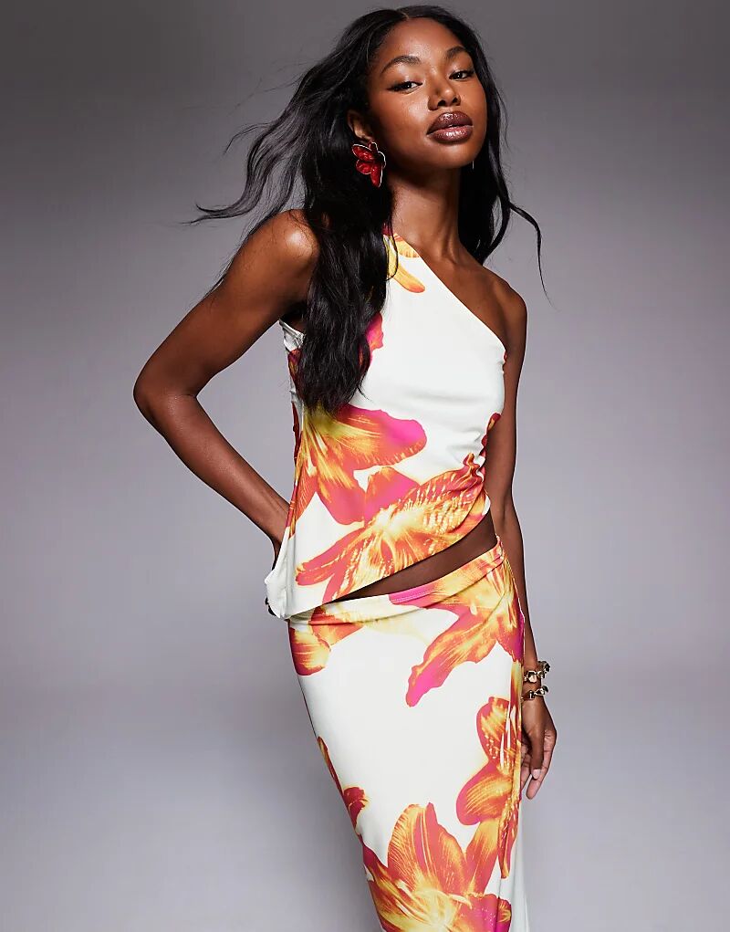 Асимметричный сетчатый топ на одно плечо с цветочным принтом от ASOS DESIGN — часть комплекта
Асимметричный сетчатый топ на одно плечо с цветочным принтом от ASOS DESIGN — часть комплекта