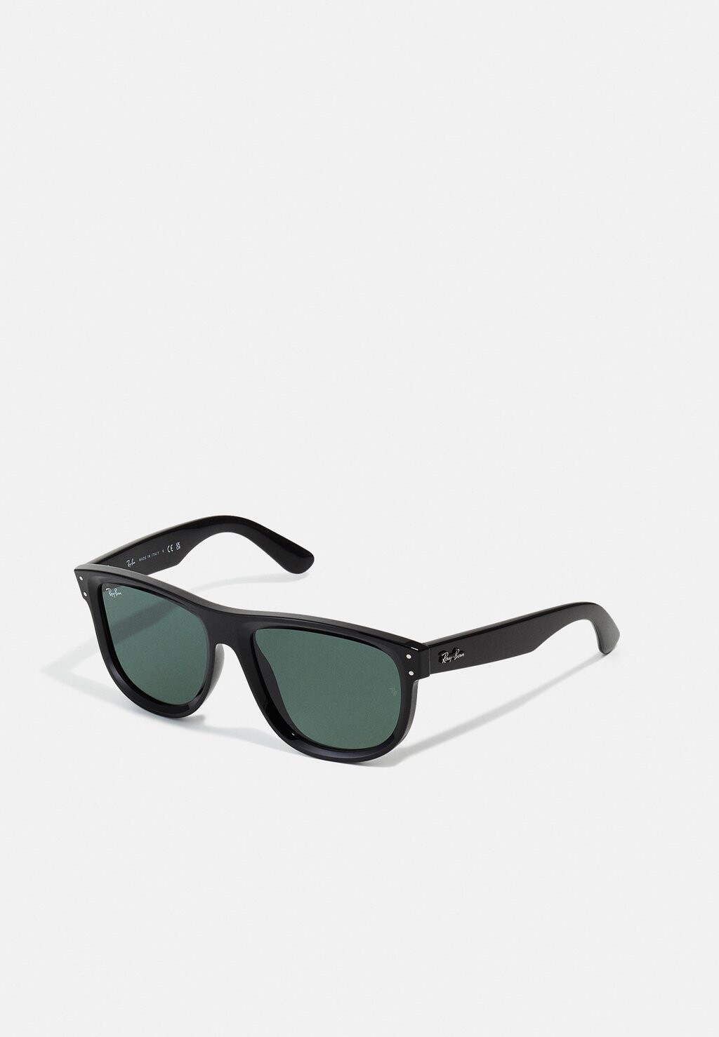 Солнцезащитные очки BOYFRIEND REVERSE Ray-Ban, цвет black
Солнцезащитные очки BOYFRIEND REVERSE Ray-Ban, цвет black