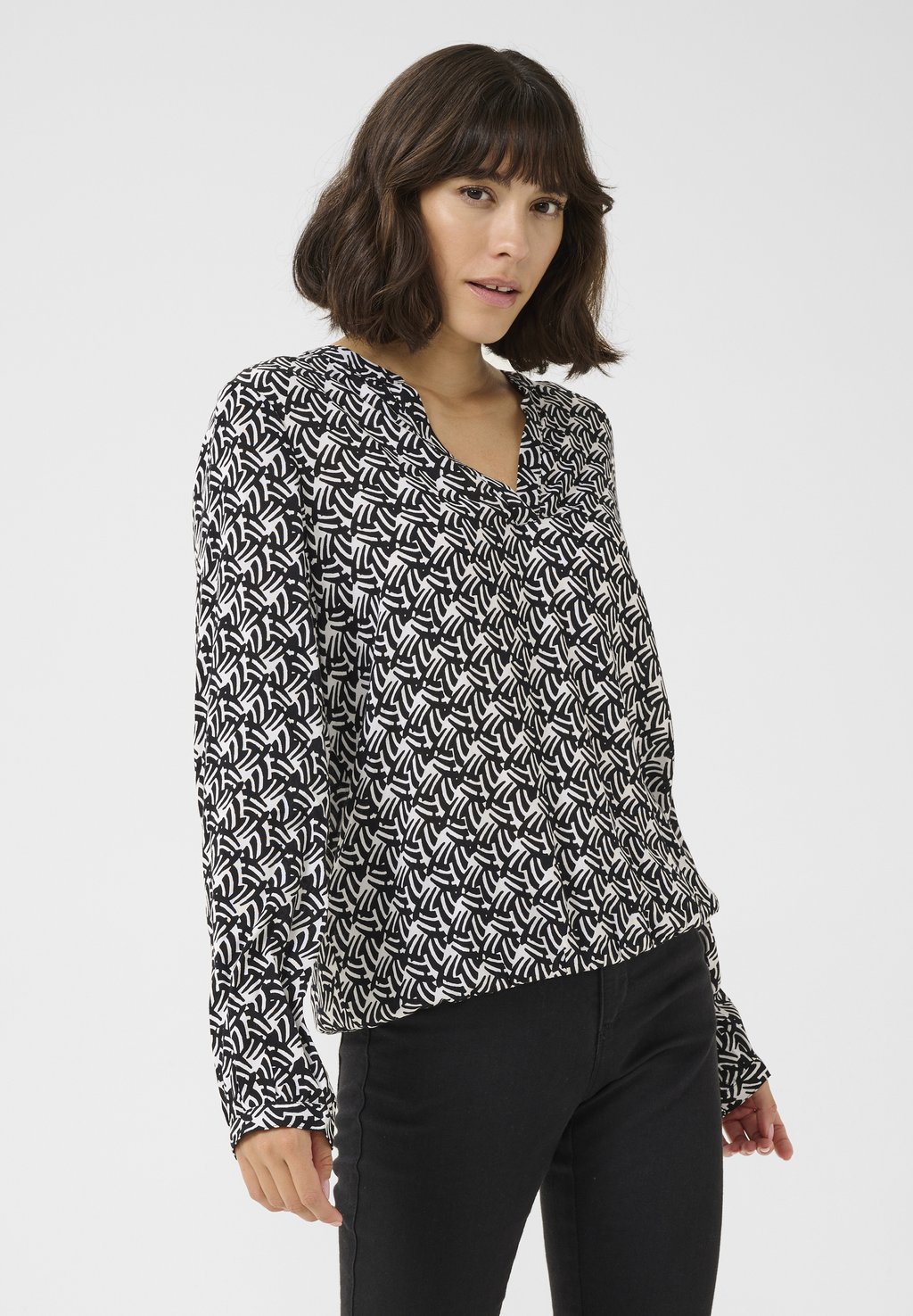 Блуза KADITTE Kaffe, черный
Блуза KADITTE Kaffe, черный