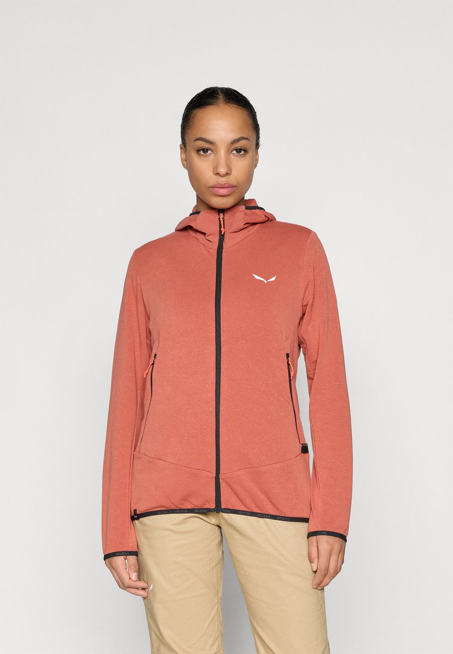 Толстовка Salewa AGNER HOODED, Etruscan Red/Light Red
Толстовка Salewa AGNER HOODED, Etruscan Red/Light Red