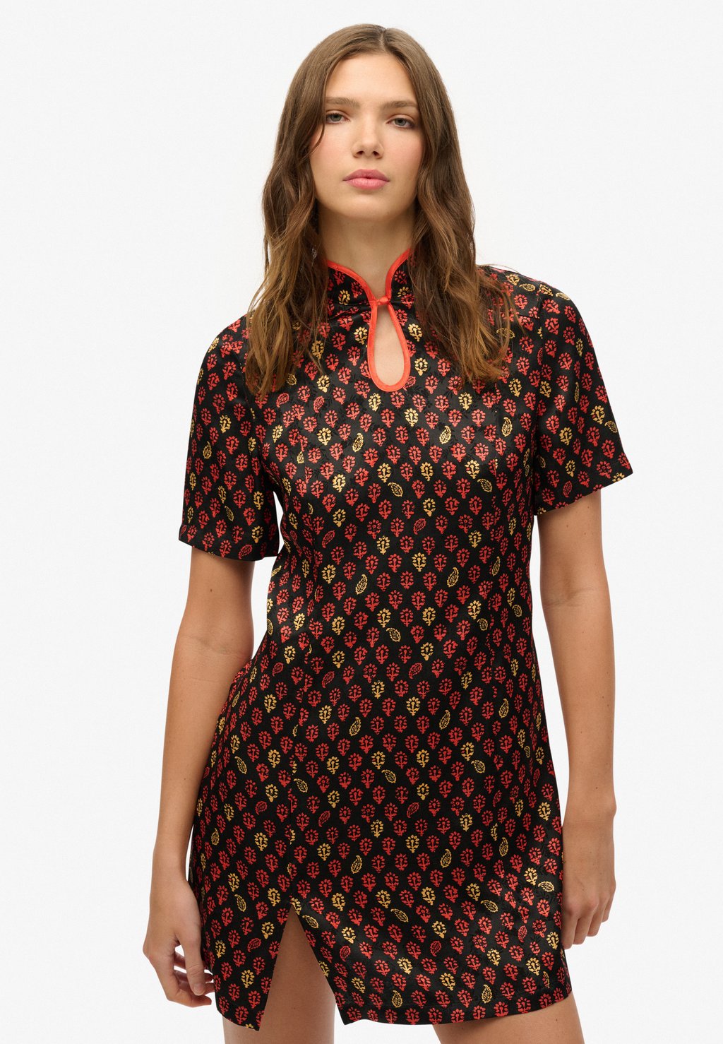 Повседневное платье Superdry, черный
Повседневное платье Superdry, черный