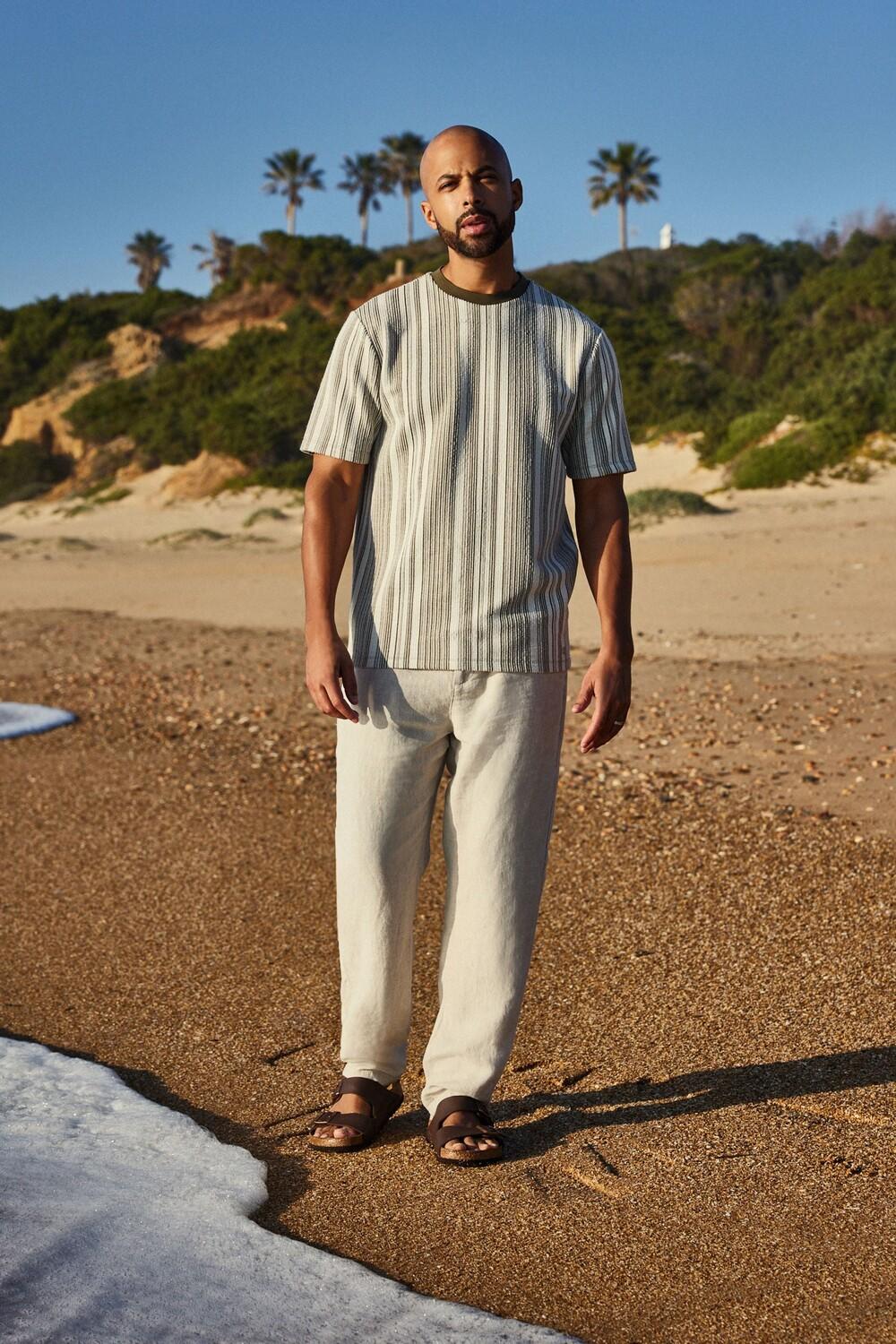 Футболка с вертикальными полосками Next, зеленый
Футболка с вертикальными полосками Next, зеленый