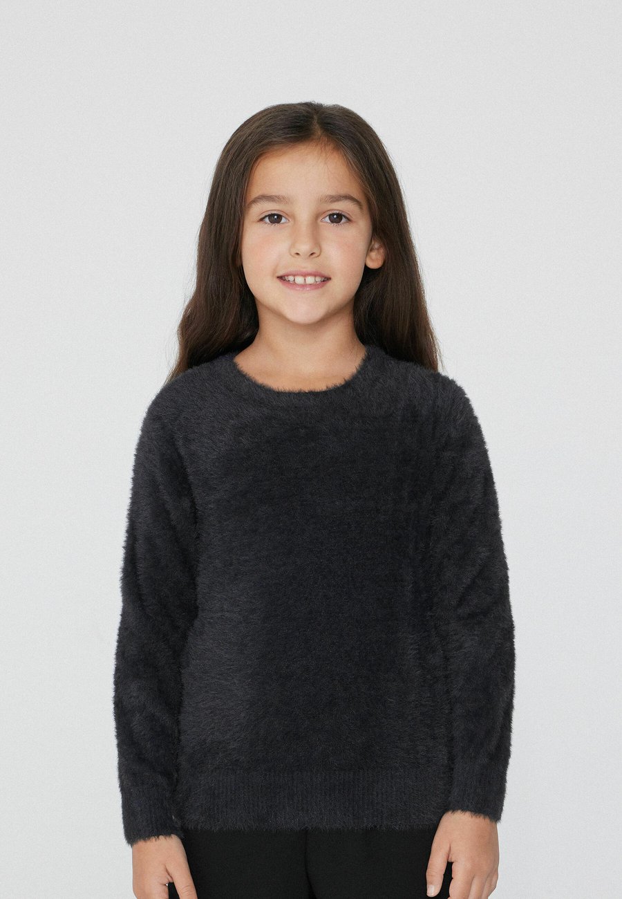 Джемпер Tezenis Jumper, Schwarz Black/Black
Джемпер Tezenis Jumper, Schwarz Black/Black