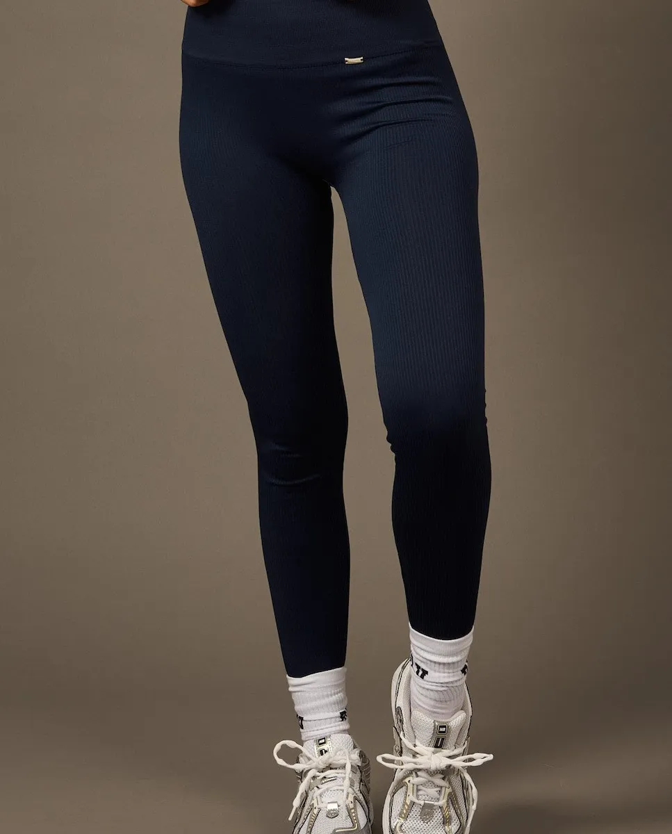 Женские спортивные леггинсы из переработанной ткани Believe Athletics, тёмно-синий 
Женские спортивные леггинсы из переработанной ткани Believe Athletics, тёмно-синий