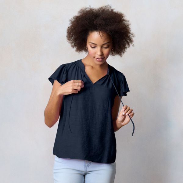 Женская блузка с запахом, рюшами и V-образным вырезом Lc Lauren Conrad, цвет navy water
Женская блузка с запахом, рюшами и V-образным вырезом Lc Lauren Conrad, цвет navy water