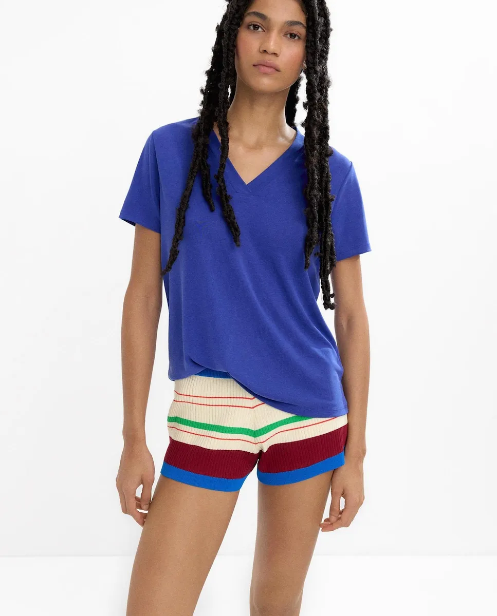 Женская футболка с V-образным вырезом Parfois, синий
Женская футболка с V-образным вырезом Parfois, синий