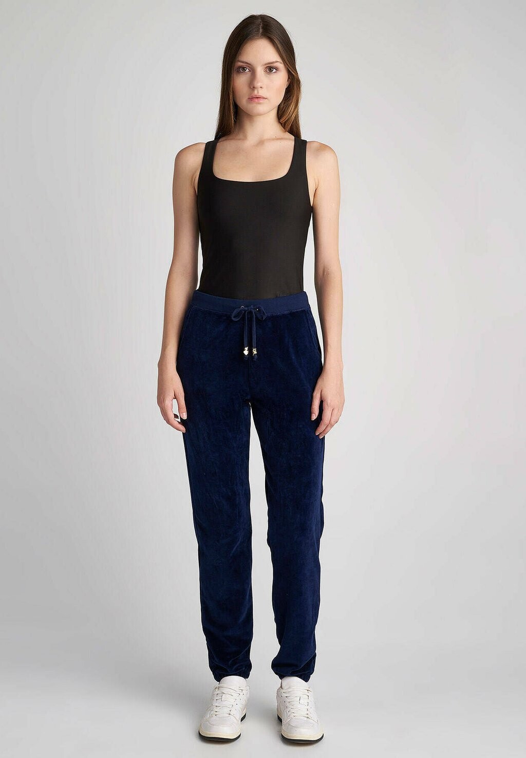 Спортивные брюки SUGARFREE, темно-синий
Спортивные брюки SUGARFREE, темно-синий