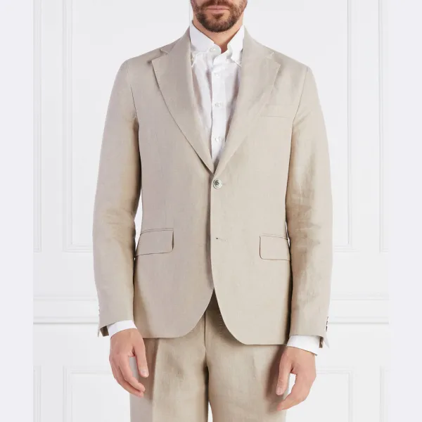 Элегантный льняной жакет классического кроя Oscar Jacobson, бежевый
Элегантный льняной жакет классического кроя Oscar Jacobson, бежевый