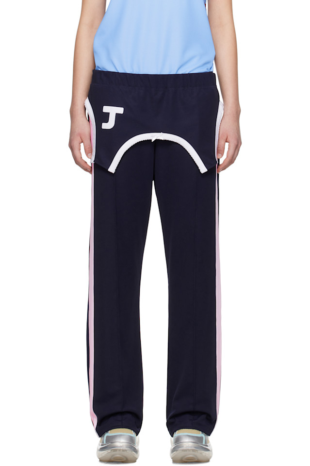 Эксклюзивные многослойные спортивные брюки Jennyfax в темно-синем цвете от Ssense I'M Sorry By Petra Collins, мультиколор
Эксклюзивные многослойные спортивные брюки Jennyfax в темно-синем цвете от Ssense I'M Sorry By Petra Collins, мультиколор