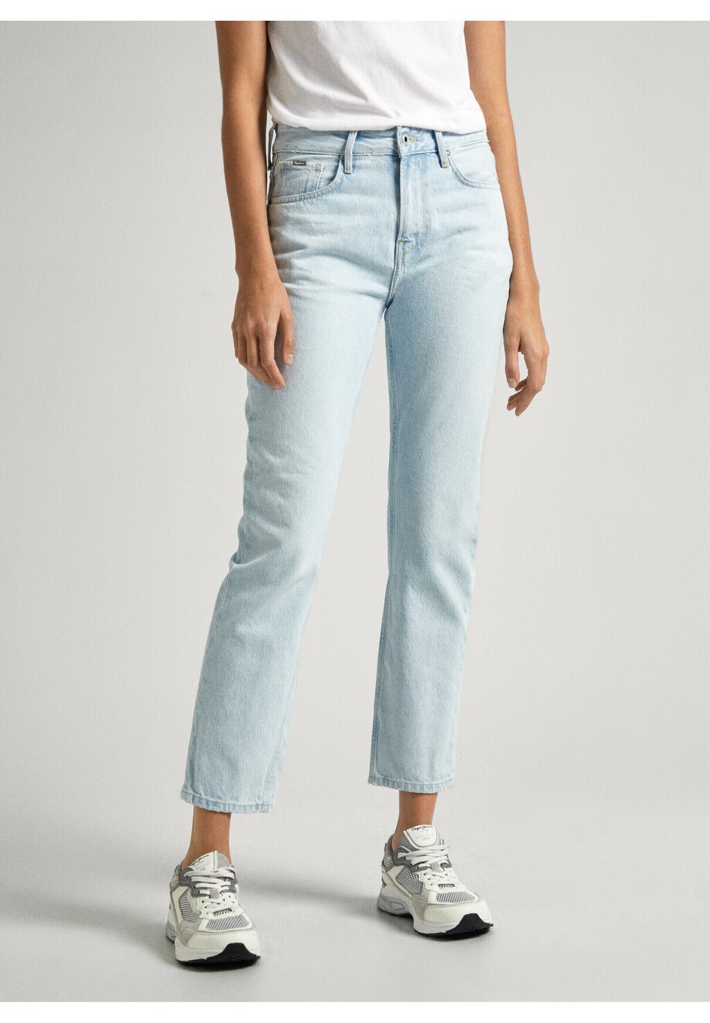 Джинсы приталенного кроя Pepe Jeans, цвет denim
Джинсы приталенного кроя Pepe Jeans, цвет denim