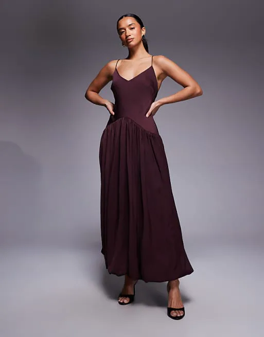 Сливовое платье миди косого кроя с объемной юбкой ASOS DESIGN Petite
Сливовое платье миди косого кроя с объемной юбкой ASOS DESIGN Petite