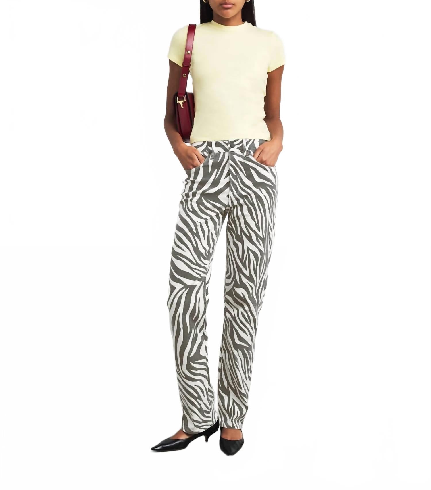 Zebra Good Icon Прямые джинсы в белом цвете GOOD AMERICAN
Zebra Good Icon Прямые джинсы в белом цвете GOOD AMERICAN