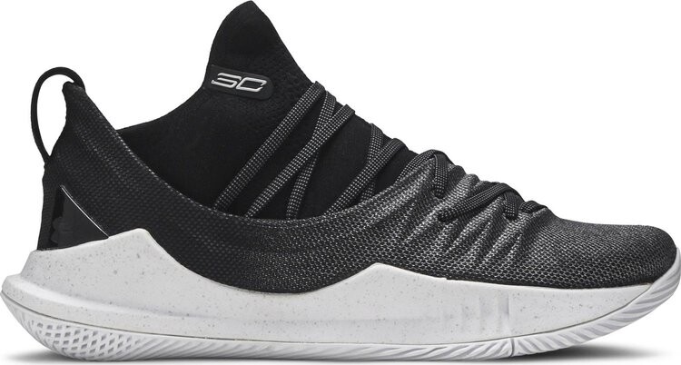 Кроссовки Under Armour Curry 5 Black, черный
Кроссовки Under Armour Curry 5 Black, черный