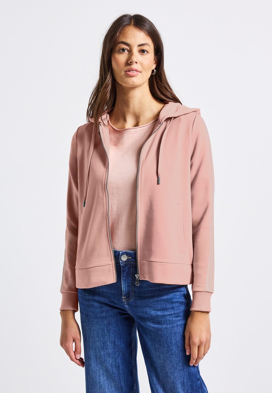 Толстовка Street One MIT DEKOTAPE, Rosa/Light Pink
Толстовка Street One MIT DEKOTAPE, Rosa/Light Pink