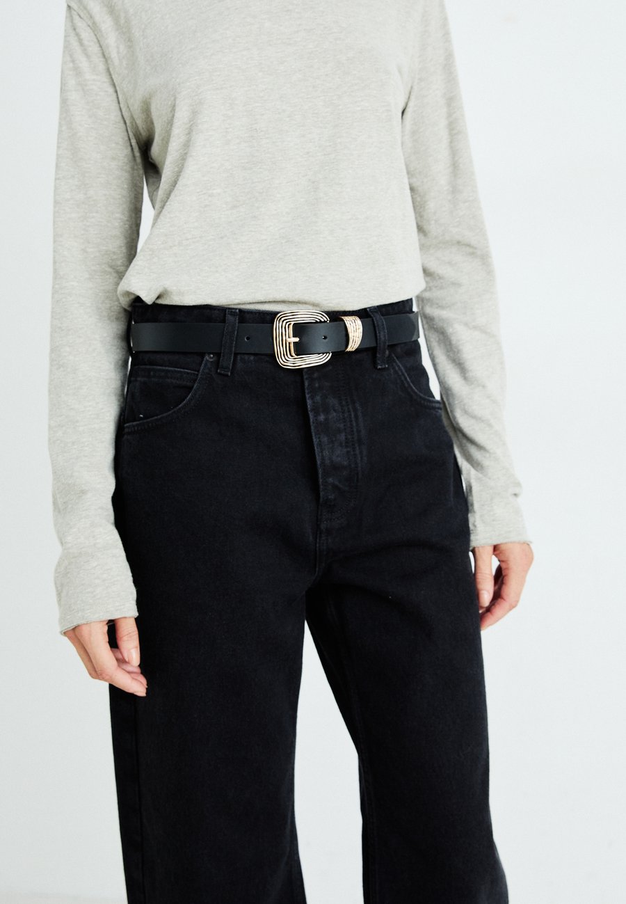 Ремень Even&Odd LEATHER, Black
Ремень Even&Odd LEATHER, Black