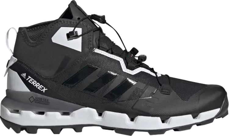 Кроссовки Adidas White Mountaineering x Terrex Fast GTX-Surround 'Carbon', черный
Кроссовки Adidas White Mountaineering x Terrex Fast GTX-Surround 'Carbon', черный