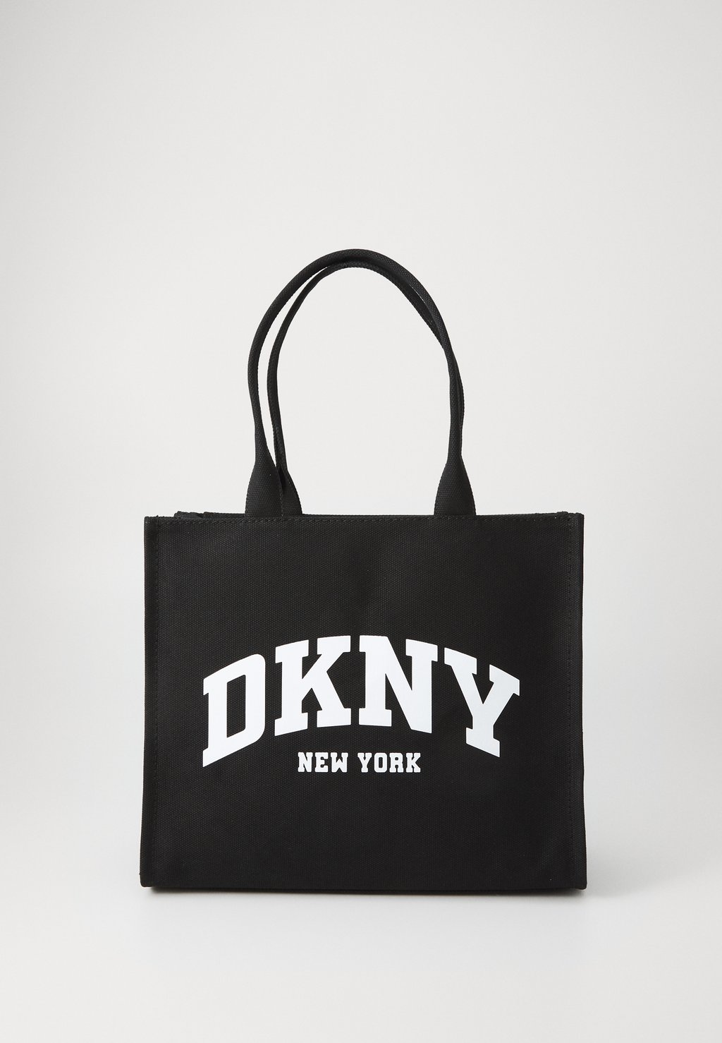 Сумка-тоут HADLEE TOTE DKNY, черный
Сумка-тоут HADLEE TOTE DKNY, черный