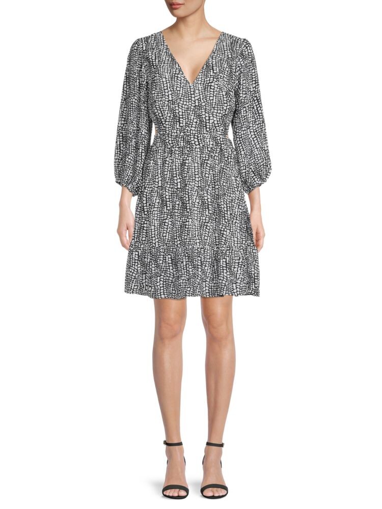 Мини-платье с объемными рукавами и вырезом Collective Concepts, цвет Black Abstract
Мини-платье с объемными рукавами и вырезом Collective Concepts, цвет Black Abstract