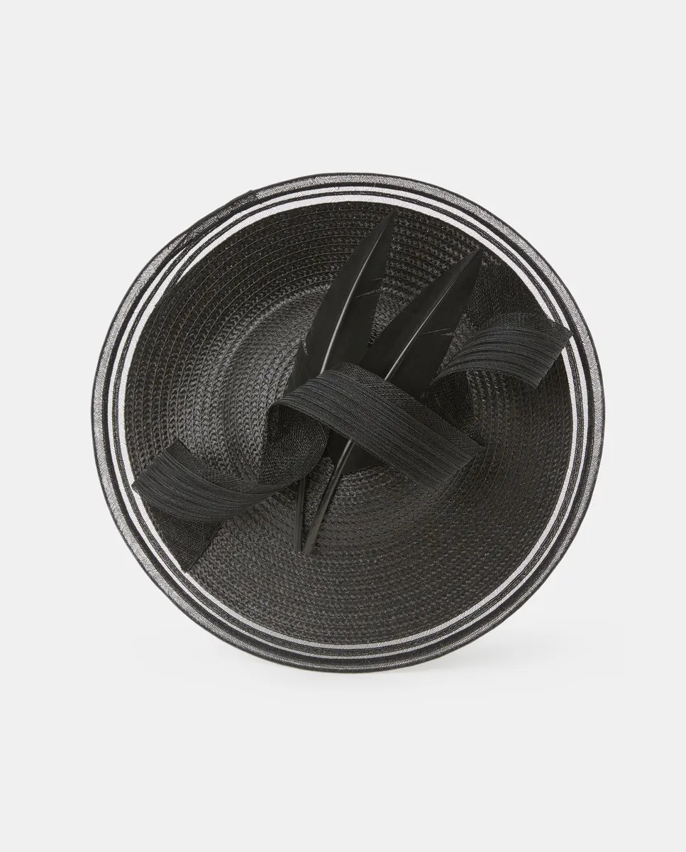 Головной убор свадебный из рафии с перьями Latouche, черный
Головной убор свадебный из рафии с перьями Latouche, черный