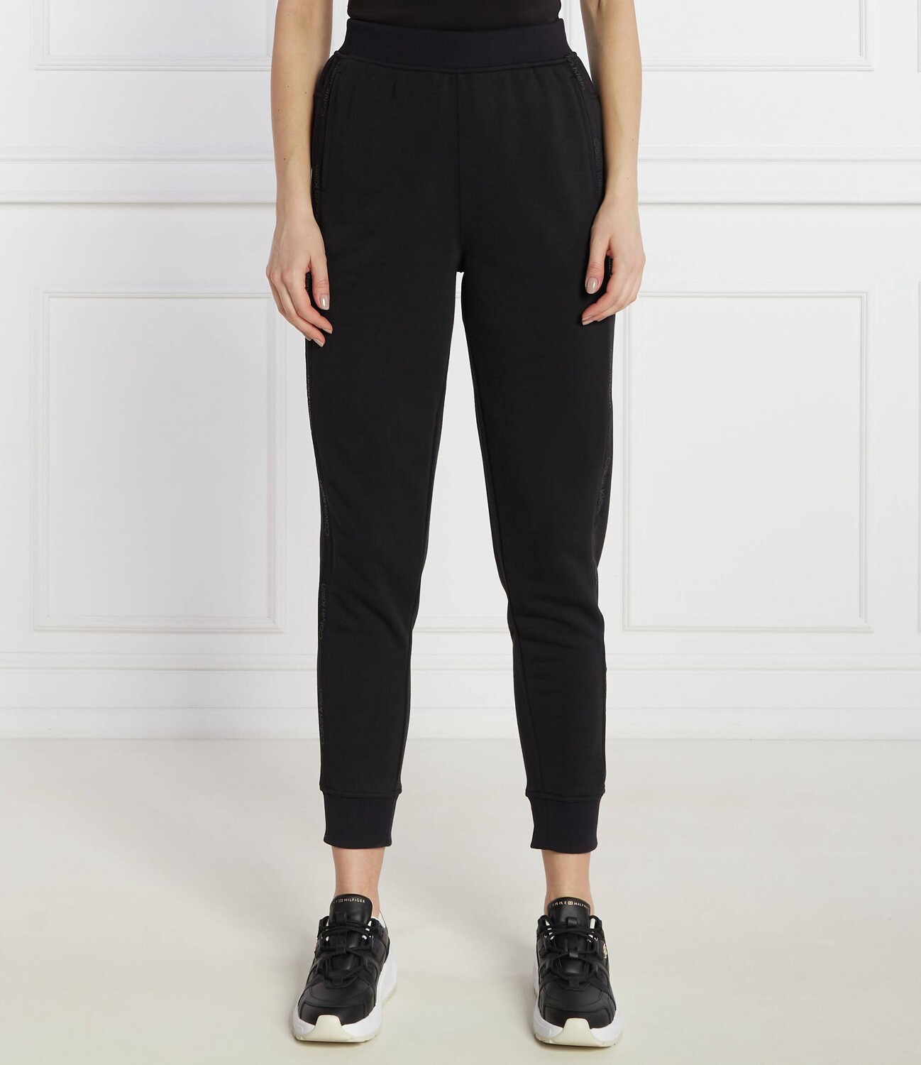 Спортивные брюки Calvin Klein Performance Regular Fit, черный 
Спортивные брюки Calvin Klein Performance Regular Fit, черный