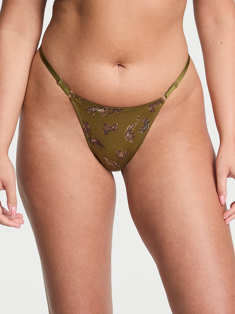 Трусики Charm с V-образным вырезом и регулируемой талией Very Sexy, green chameleon tigers
Трусики Charm с V-образным вырезом и регулируемой талией Very Sexy, green chameleon tigers